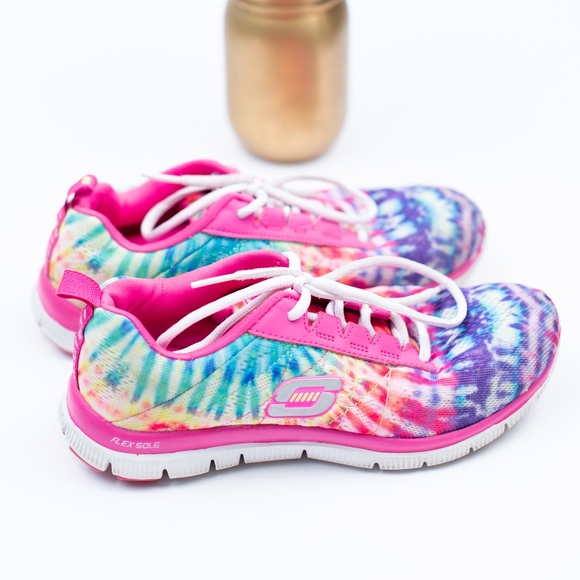 skechers tie dye tennis shoes